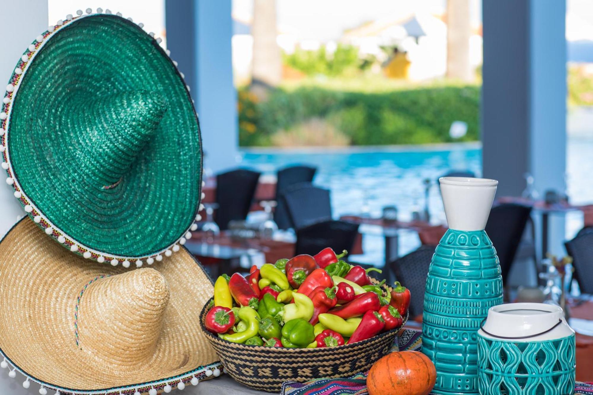 Lindos Breeze Beach Hotel Kiotari Bagian luar foto
