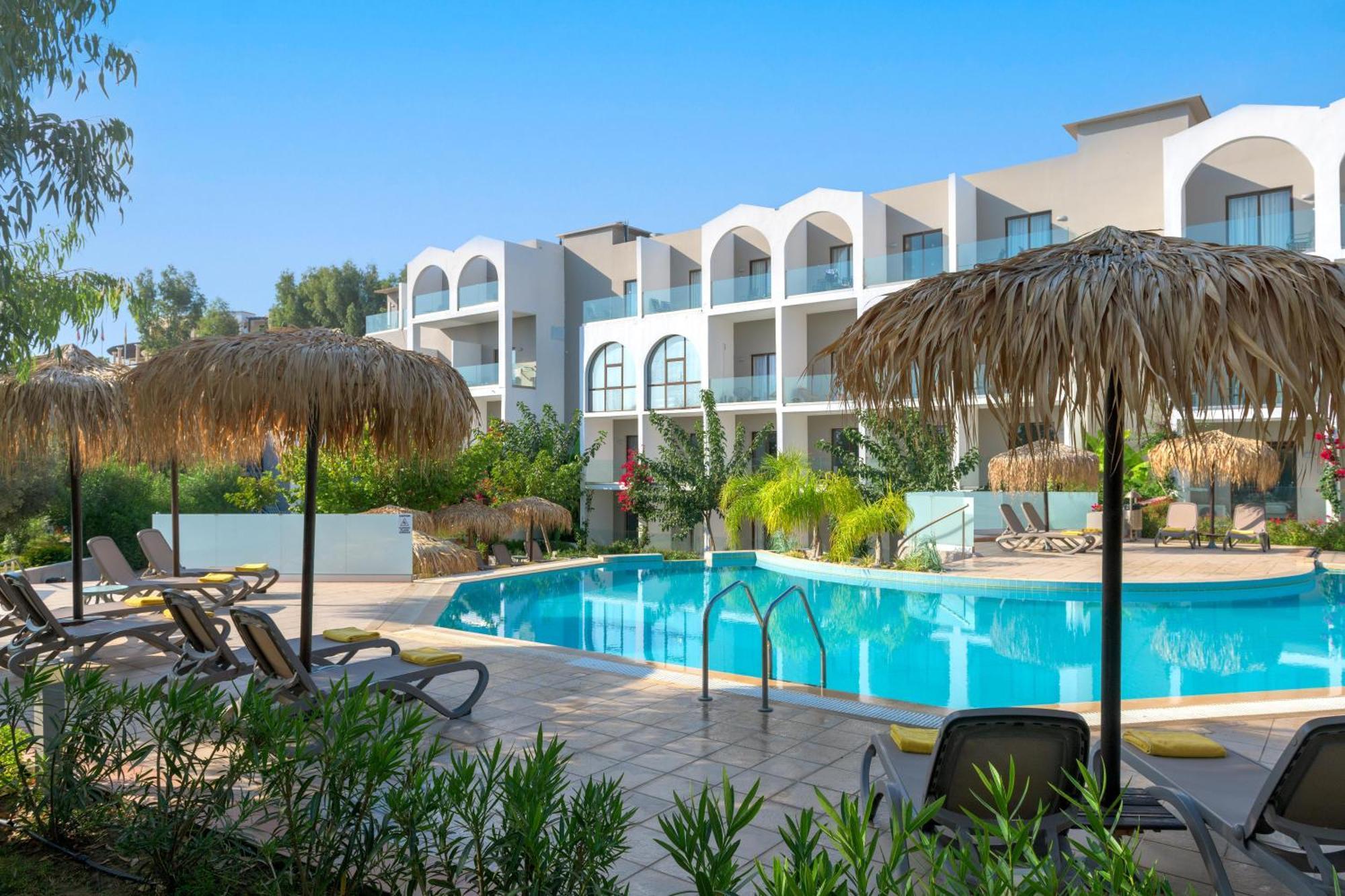 Lindos Breeze Beach Hotel Kiotari Bagian luar foto