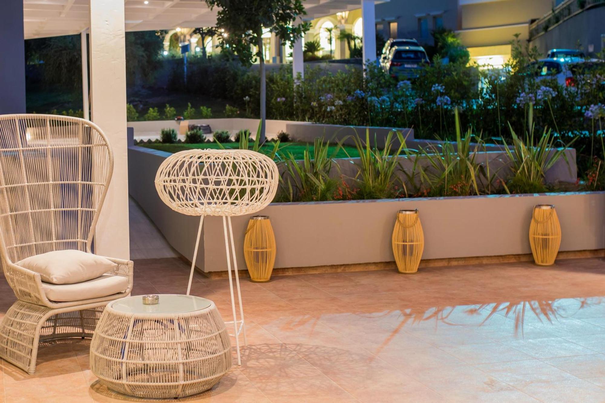Lindos Breeze Beach Hotel Kiotari Bagian luar foto