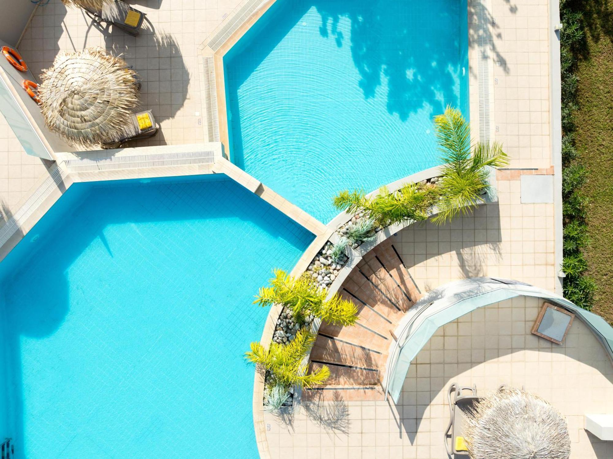 Lindos Breeze Beach Hotel Kiotari Bagian luar foto