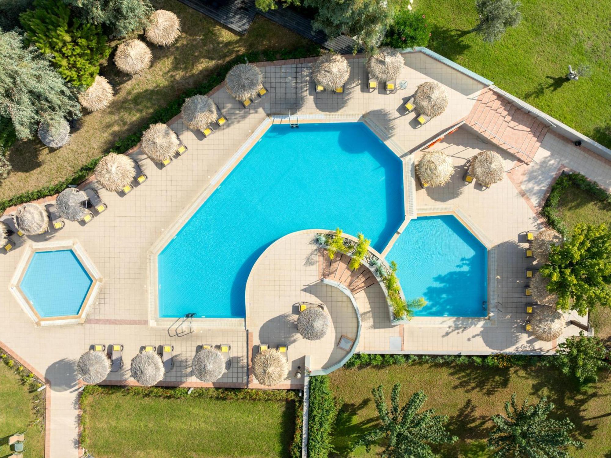 Lindos Breeze Beach Hotel Kiotari Bagian luar foto