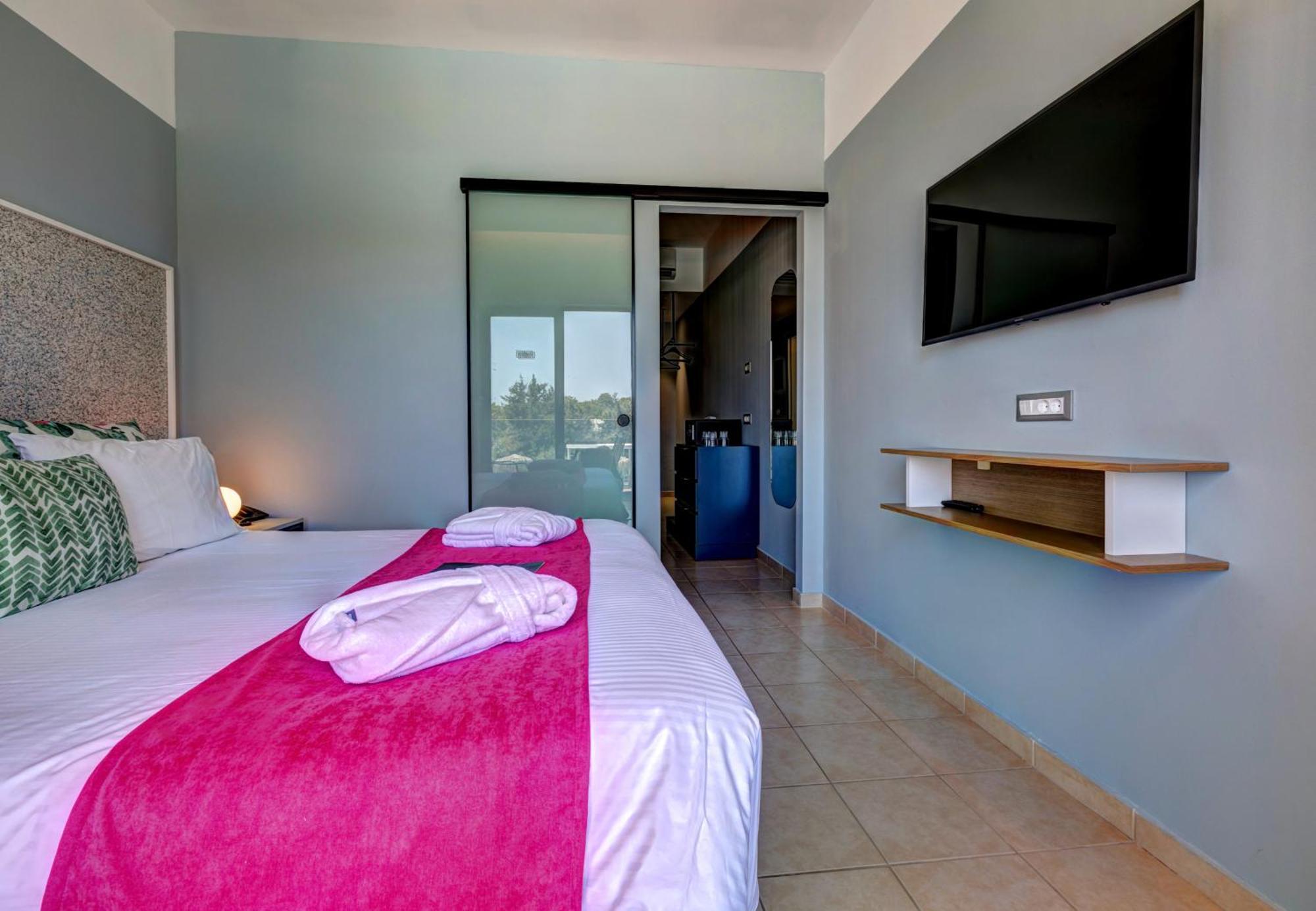 Lindos Breeze Beach Hotel Kiotari Bagian luar foto